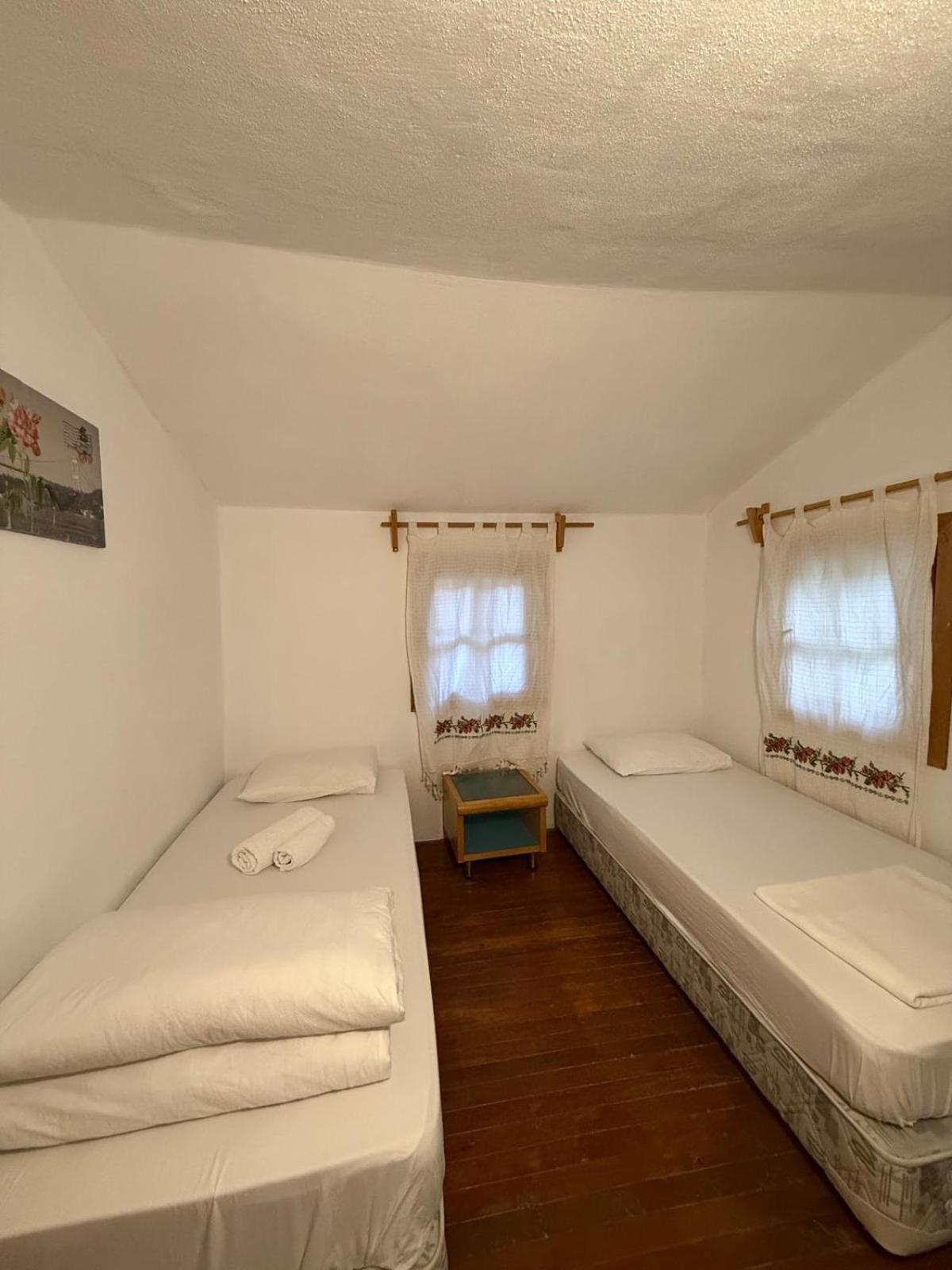 Kidrak Otel Montenegro-1 فاراليا المظهر الخارجي الصورة